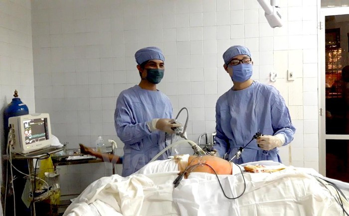 1000 ca mổ được bác sĩ trẻ thực hiện trong 17 tháng ở bệnh viện huyện