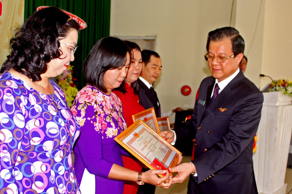 Uỷ viên TW Đảng, Phó Chánh án TANDTC Lê Hồng Quang dự hội nghị triển khai công tác TAND hai cấp tỉnh Bình Dương