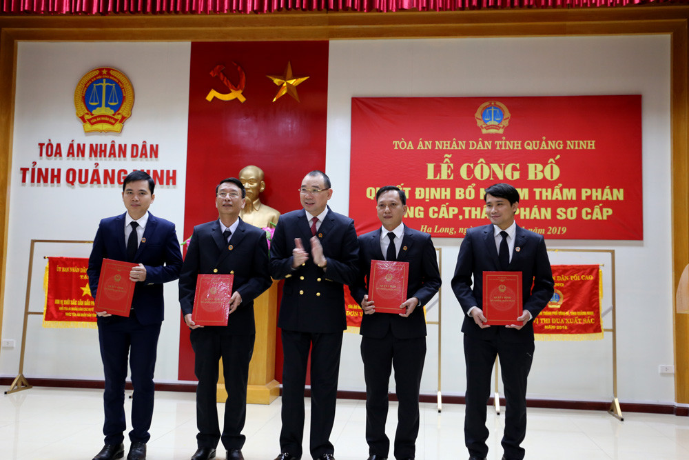TAND hai cấp tỉnh Quảng Ninh: Công bố quyết định bổ nhiệm Thẩm phán
