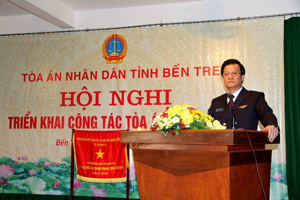 Phó Chánh án Lê Hồng Quang dự hội nghị triển khai công tác TAND hai cấp tỉnh Bến Tre, Đồng Tháp