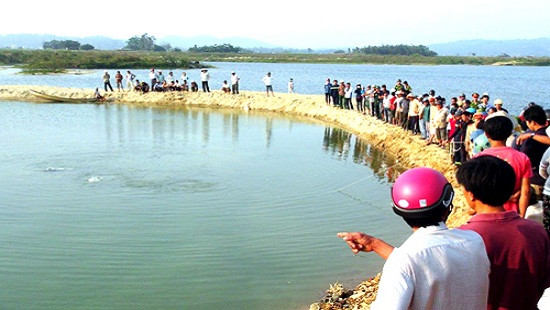 Đau lòng hai chị em ruột đuối nước tử vong ngày giáp Tết
