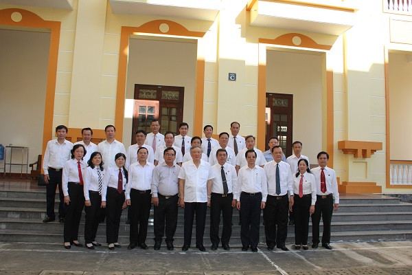 Đoàn công tác TANDTC làm việc với Tòa án tỉnh Bến Tre và Tiền Giang