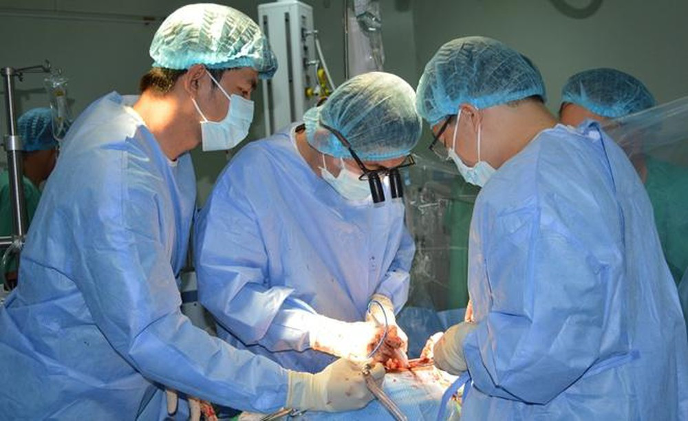 Việt kiều từ chối về Mỹ, lựa chọn phẫu thuật tim ở Việt Nam