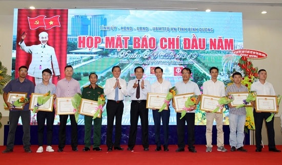 Bình Dương họp mặt báo chí đầu năm - Xuân Kỷ Hợi 2019