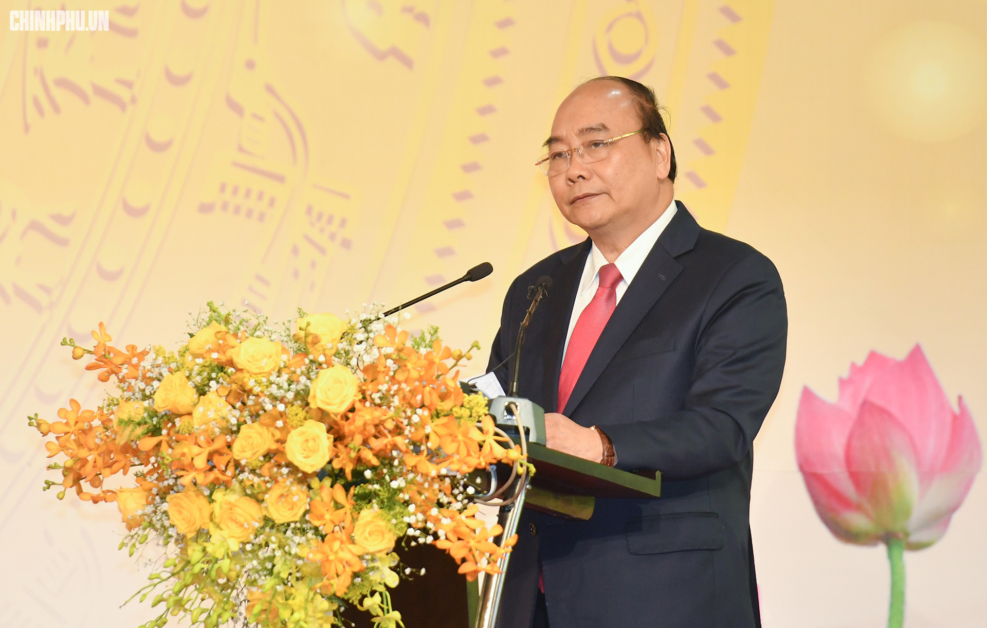 Thủ tướng dự Hội nghị gặp mặt các nhà đầu tư Xuân Kỷ Hợi tại Nghệ An