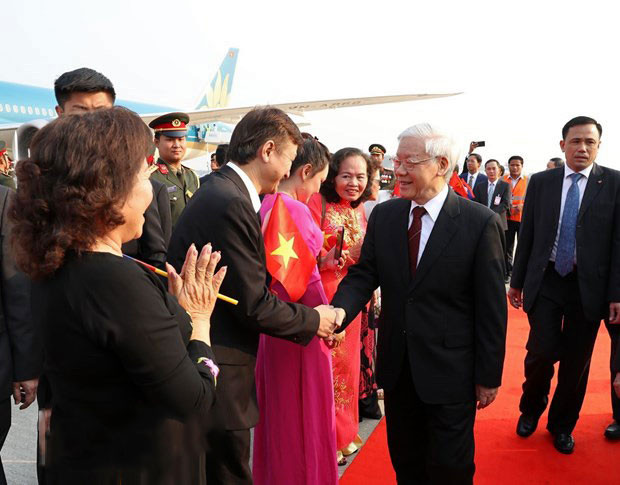 Tổng Bí thư, Chủ tịch nước Nguyễn Phú Trọng đã tới Vientiane, bắt đầu thăm Lào