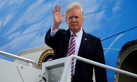 Tổng thống Trump lạc quan trước khi bay tới Hà Nội gặp ông Kim Jong-un