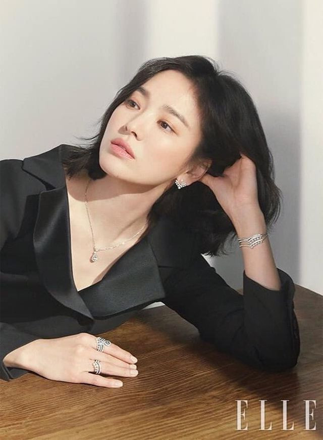 Mặc tin đồn ly hôn, Song Hye Kyo tung ảnh đẹp tựa “nữ thần“