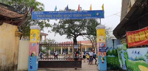 Đề nghị tạm đình chỉ thầy giáo dâm ô học sinh ở Bắc Giang