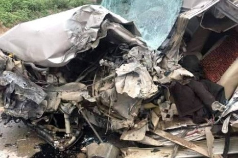 Thanh Hóa: Hai vụ va chạm ô tô khiến 2 người tử vong