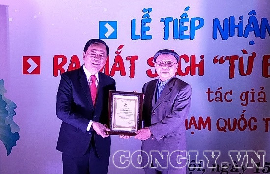 Bảo tàng Báo chí Việt Nam tổ chức Lễ hiến tặng hiện vật lần thứ 12