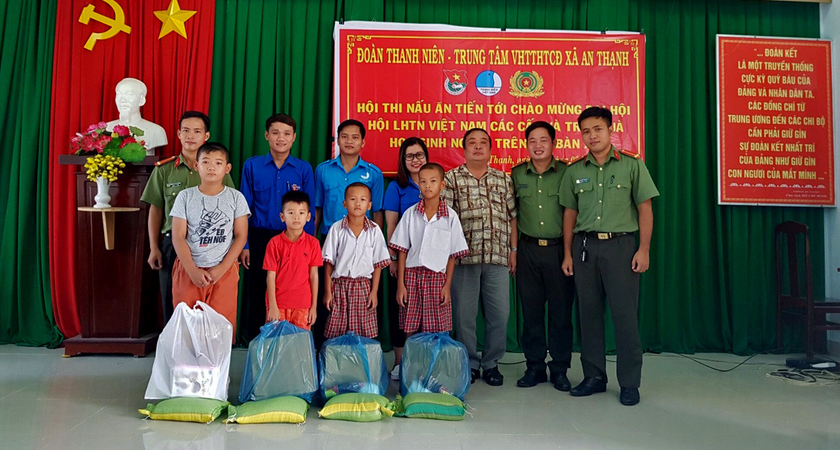 Sôi nổi hoạt động tình nguyện của chi đoàn TAND tỉnh Tây Ninh