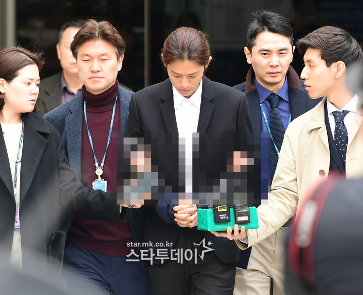 Bê bối showbiz Hàn: Jung Joon Young nhận tội bạo lực tình dục