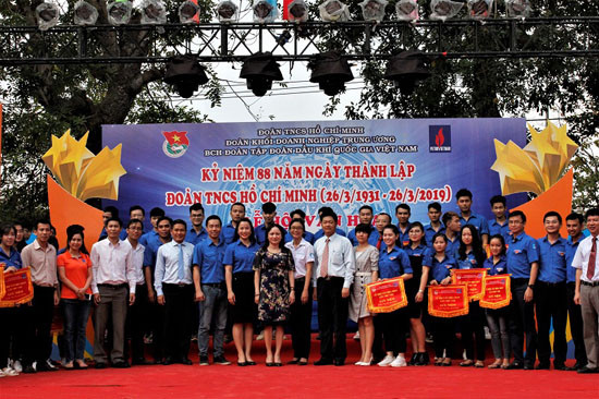 Tháng Thanh niên-Tháng tình nguyện, hành động, đổi mới của tuổi trẻ Dầu khí Việt Nam