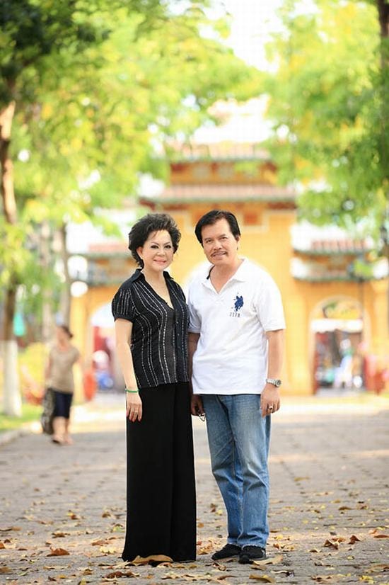 Danh ca Giao Linh: “Tôi đã chọn đúng một nửa của đời mình”