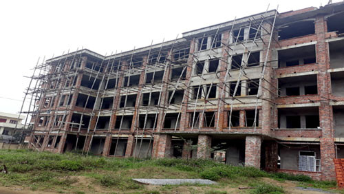 Nghệ An: Nhà ăn sinh viên không sử dụng, lãng phí nhiều năm