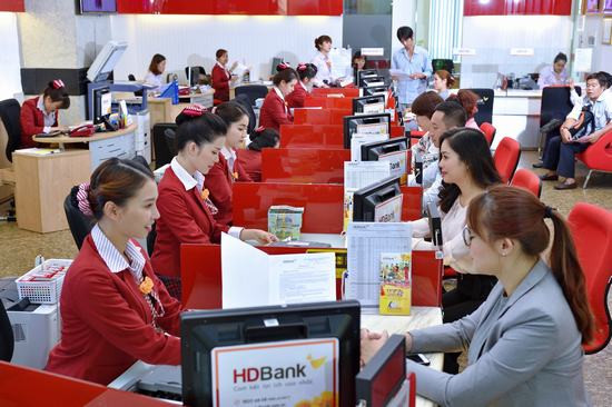 HDBank tiếp tục nhận hai giải thưởng lớn từ tổ chức Asiamoney