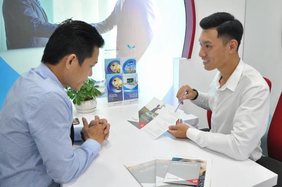 Ngân hàng Bản Việt-AIA Việt Nam: Hợp tác 2018 là khởi đầu cho “Bứt phá giới hạn 2019”
