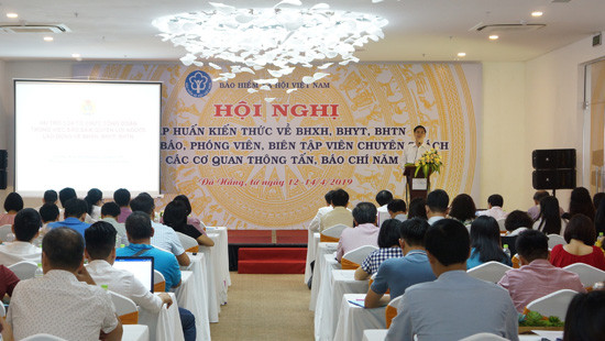 BHXH Việt Nam tập huấn kiến thức về BHXH, BHYT cho PV, BTV chuyên trách