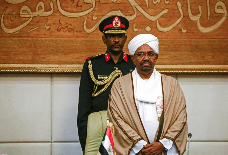 Quân đội Sudan đảo chính, áp lệnh giới nghiêm