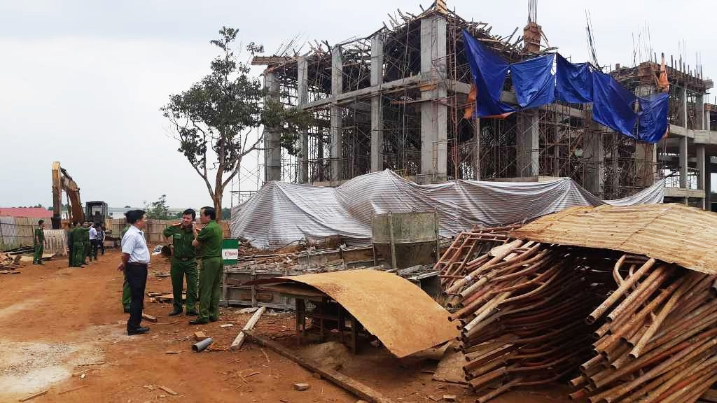 Sập công trình Trung tâm dịch vụ việc làm tỉnh Đắk Lắk, 8 người bị thương