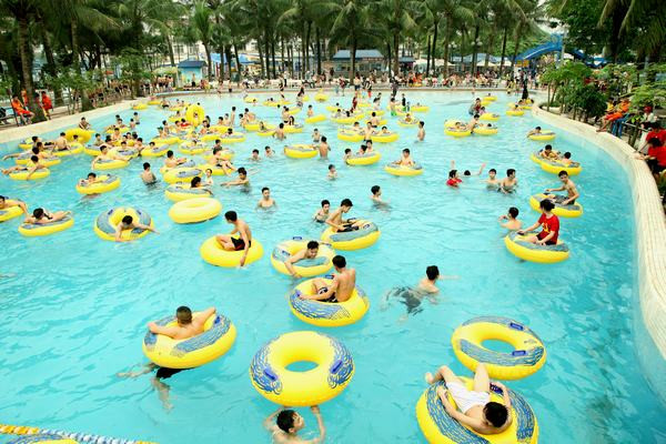 “Hello summer 2019 ” – Ngày hội mở cửa công viên nước Hồ Tây năm 2019