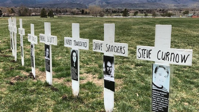 Người dân Colorado kỷ niệm 20 năm vụ xả súng đẫm máu Columbine