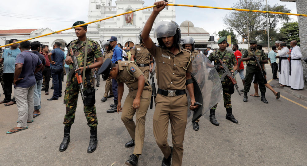 Nổ bom hàng loạt ở Sri Lanka: Âm mưu khủng bố của những kẻ đánh bom cảm tử?
