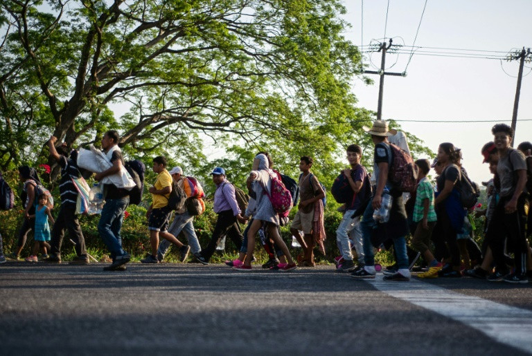 Ít nhất 1.300 người di cư trốn khỏi trại tị nạn Mexico