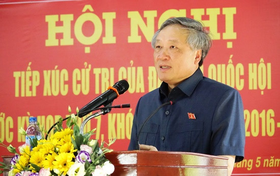 Chánh án Nguyễn Hòa Bình tiếp xúc cử tri tại Quảng Ngãi