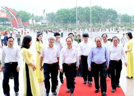  Thủ tướng Nguyễn Xuân Phúc thăm và làm việc tại tỉnh Thanh Hóa