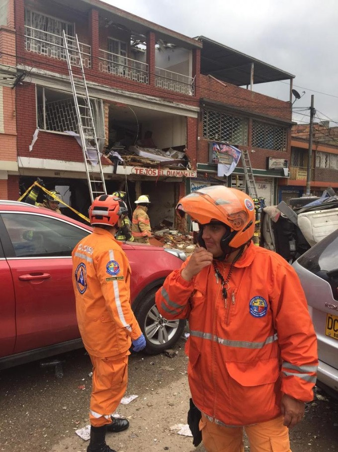 Nổ kinh hoàng tại nhà máy thuốc súng ở Colombia, hơn 30 người thương vong