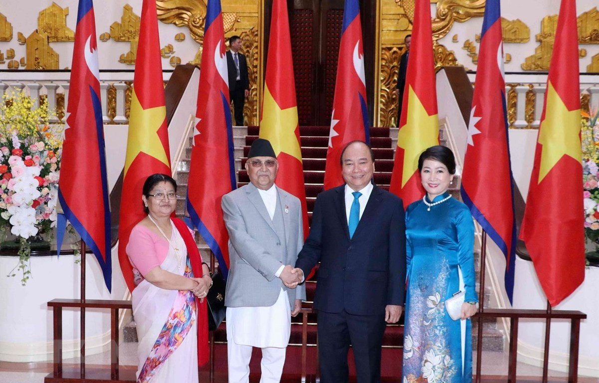 Lãnh đạo Việt Nam tiếp; hội đàm với Thủ tướng Nepal