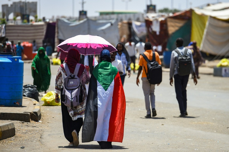 Chính biến Sudan: Lãnh đạo quân đội và phe biểu tình thống nhất 3 năm cho giai đoạn chuyển tiếp