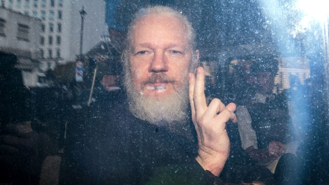 Chuyển động thế giới 15/5: Lật lại vụ cha đẻ WikiLeaks cưỡng hiếp một phụ nữ Thụy Điển