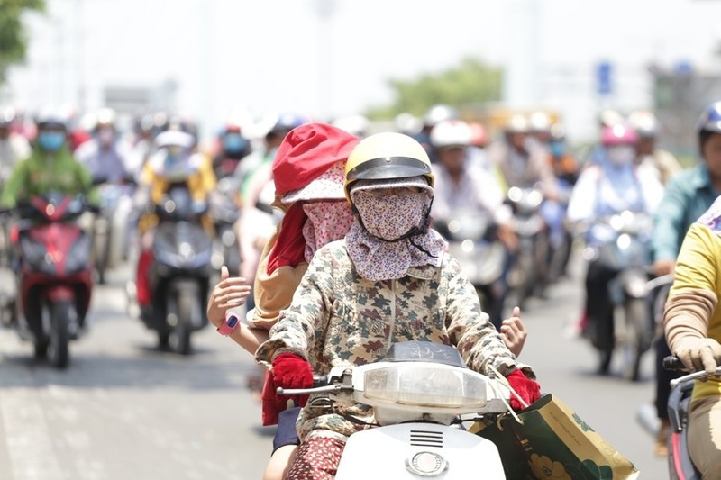Chỉ số tia cực tím ở Hà Nội đang ở mức rất nguy hại