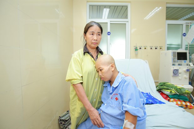 Người mẹ bị ung thư vú “chiến đấu” đến phút cuối để giữ con