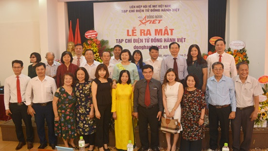 Lễ ra mắt Tạp chí điện tử Đồng hành Việt