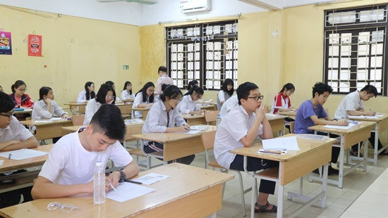 Hôm nay (2/6), hơn 85.000 học sinh Hà Nội bước vào kỳ thi lớp 10