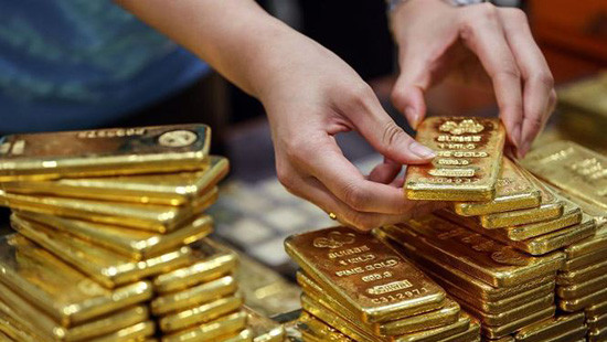 Giá vàng vững vàng quanh ngưỡng 37 triệu đồng mỗi lượng