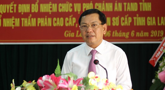 Trao Quyết định bổ nhiệm Phó Chánh án TAND tỉnh Gia Lai và các chức danh Thẩm phán