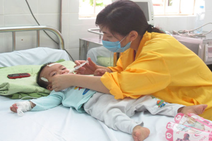 Hà Nội sẽ phạt nặng các bệnh viện nếu thu tiền thăm nuôi người bệnh