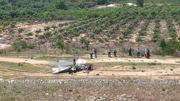 Hai phi công hy sinh trong vụ rơi máy bay ở Khánh Hòa