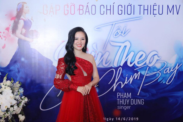 Á quân Sao Mai 2013 Phạm Thùy Dung ra mắt MV đầu tay