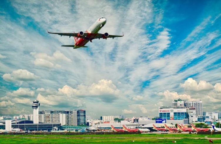 Ngày không tiền mặt lần đầu tiên tại Việt Nam mua vé máy bay Vietjet được hoàn tiền lên tới 36% giá vé, mua vé máy bay trả góp lãi suất 0%