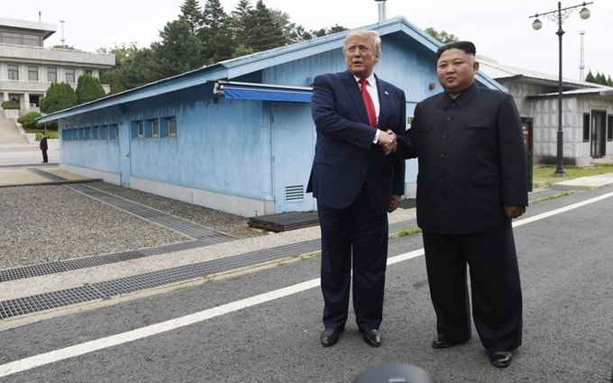 Thượng đỉnh Trump-Kim: Từ Hà Nội “vì hòa bình” đến làng đình chiến Panmunjom