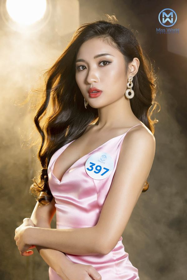 Thế hệ nhan sắc mới của Miss World Việt Nam trẻ trung, quyến rũ trong bộ ảnh “trình làng”