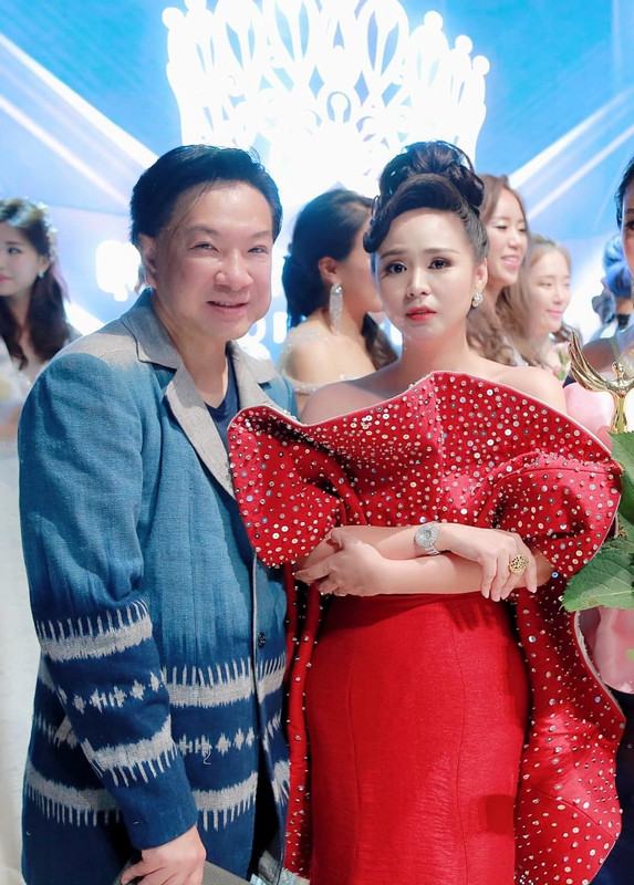 Nữ hoàng Thanh Hương tỏa sáng đêm chung kết Queen of Beauty World 