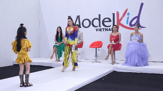 Model Kid Việt Nam 2019: Điều gì khiến Thúy Hạnh, Mâu Thủy phải rời bỏ “ghế nóng”?