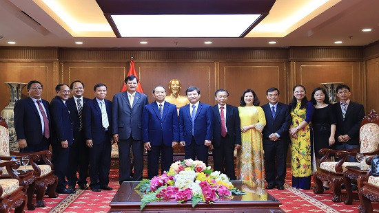 Chủ tịch Quốc hội Nguyễn Thị Kim Ngân tiếp Đoàn đại biểu TANDTC Lào